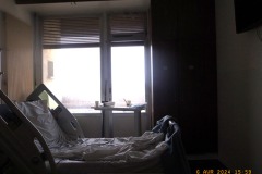 R1073098